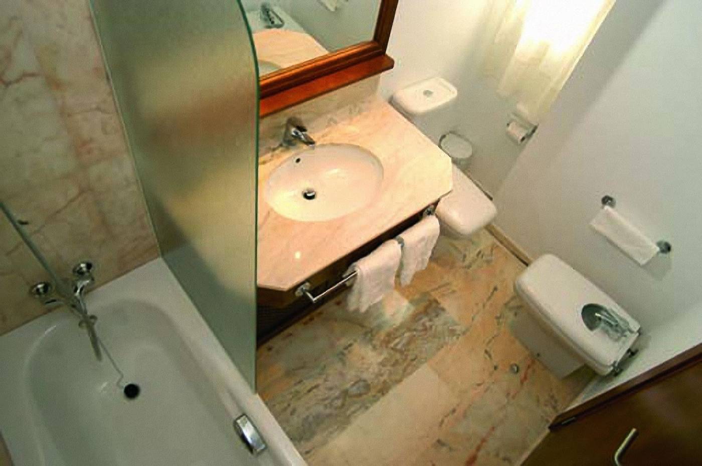 Hotel-Villa-Guadalupe-Room-15