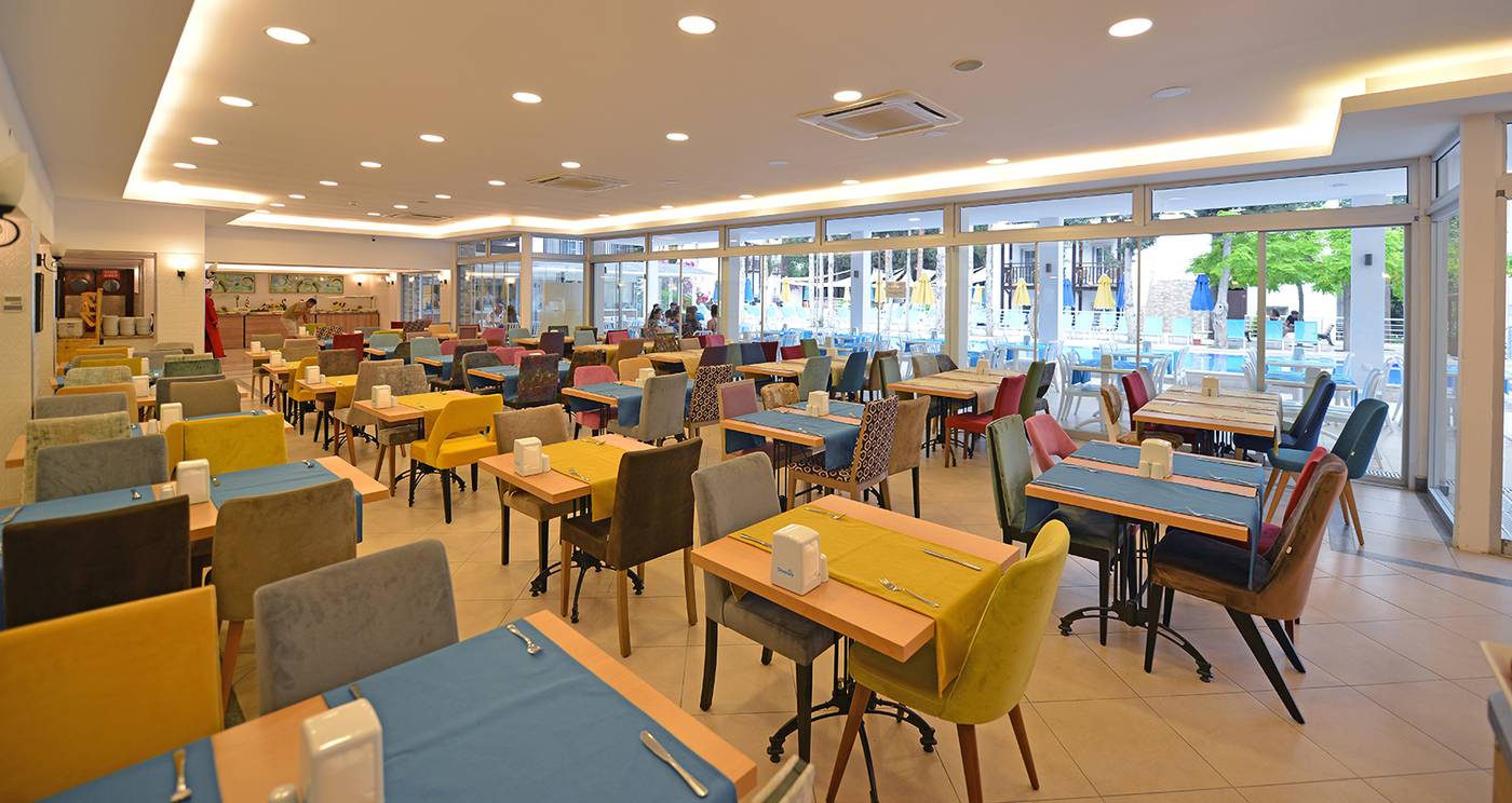Bitez-Garden-Life-Restaurant-51