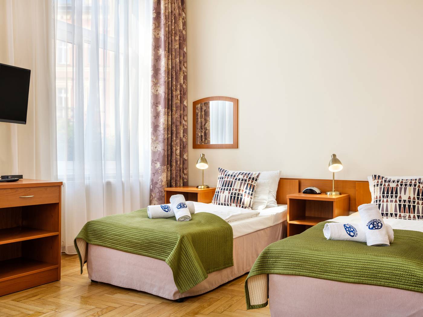 Kosmopolita-Rooms---Apartments-Room-14