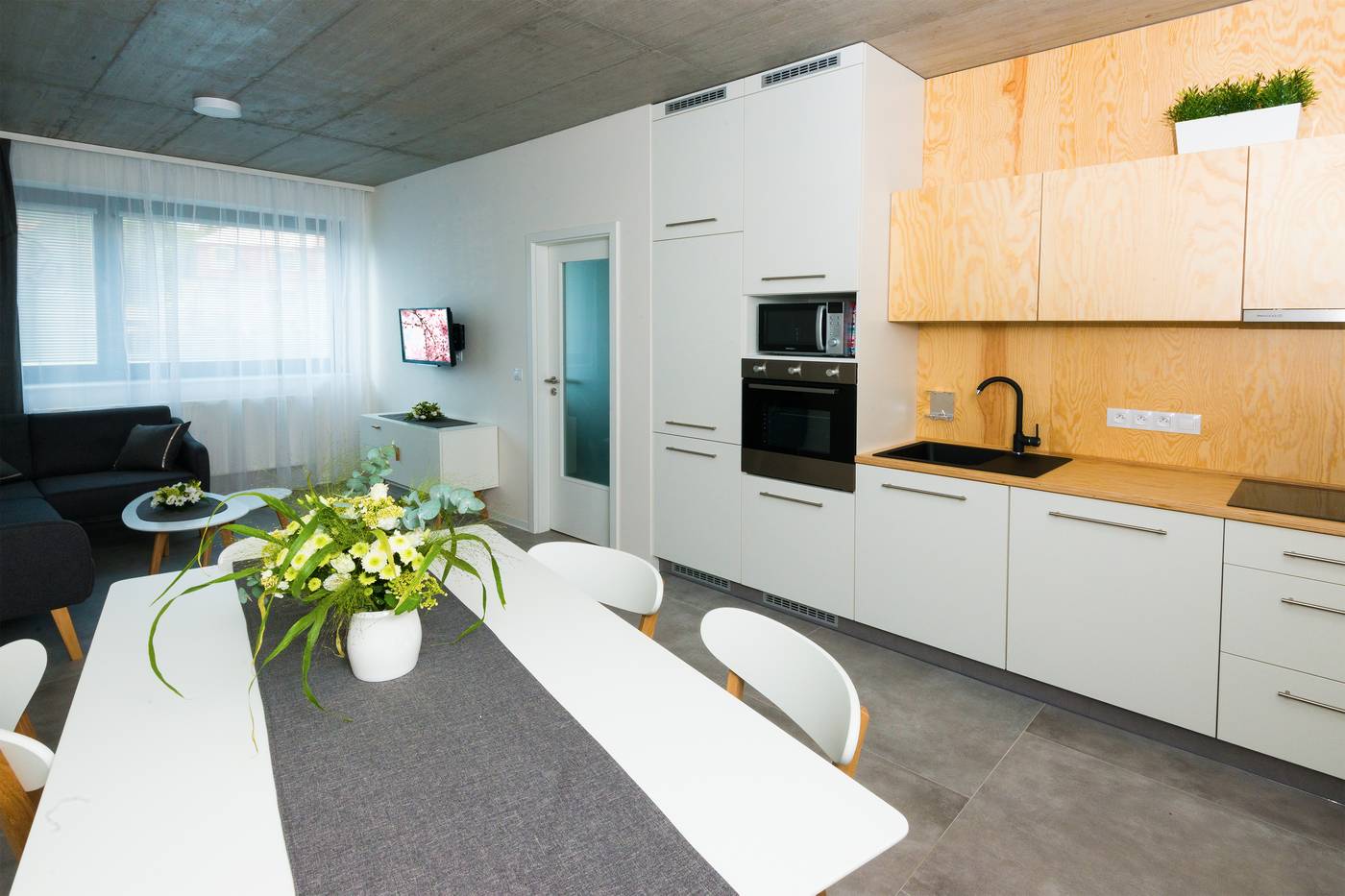 Residence-Trafick-Room-13