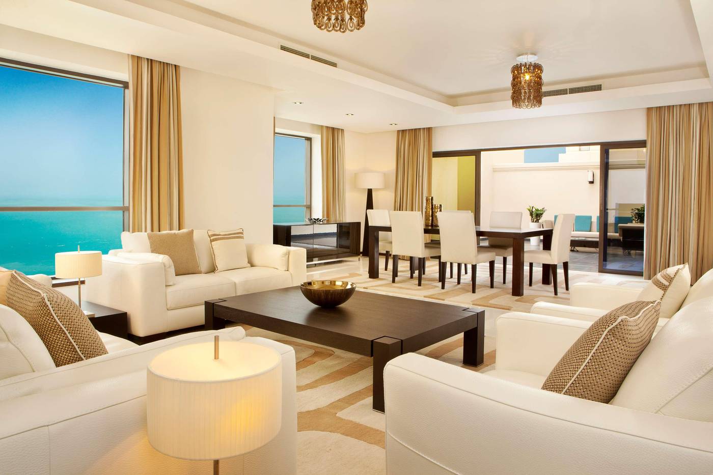Hilton-Dubai-The-Walk-Room-31