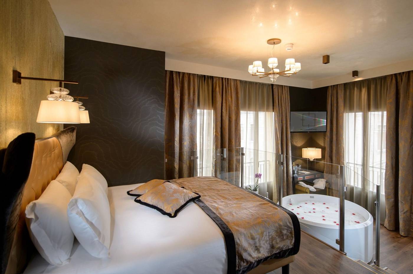 Palazzo-Veneziano-Room-28