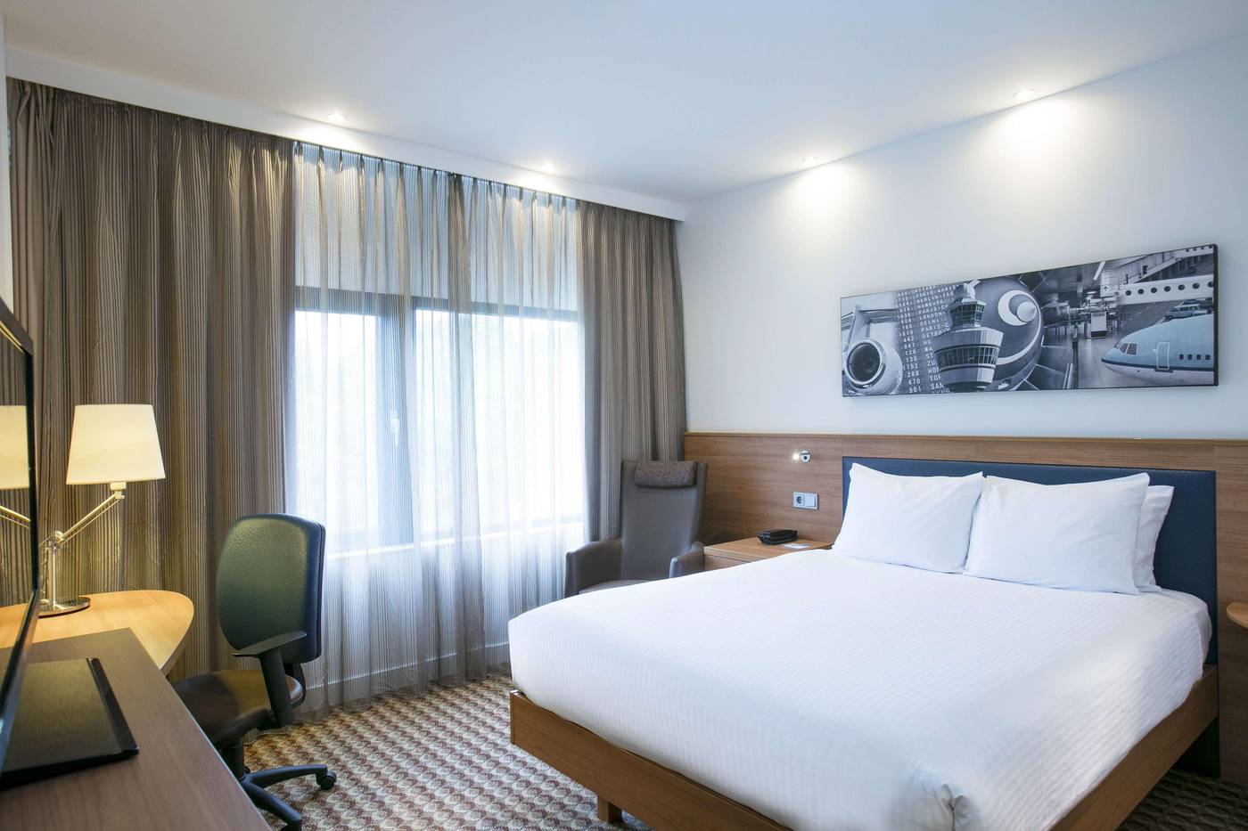 Hampton by Hilton Amsterdam Airport Schiphol-Netherlands-Amsterdam-Room-9