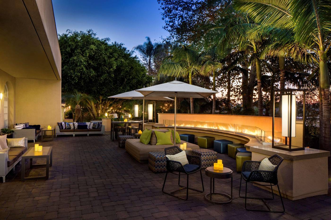 Hyatt-Regency-Newport-Beach-Terrace-59