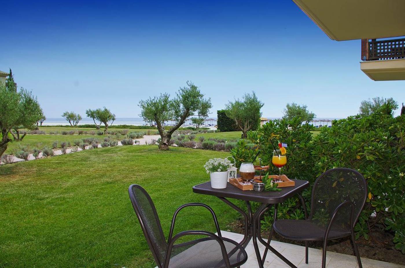 Mediterranean-Village-Room-79