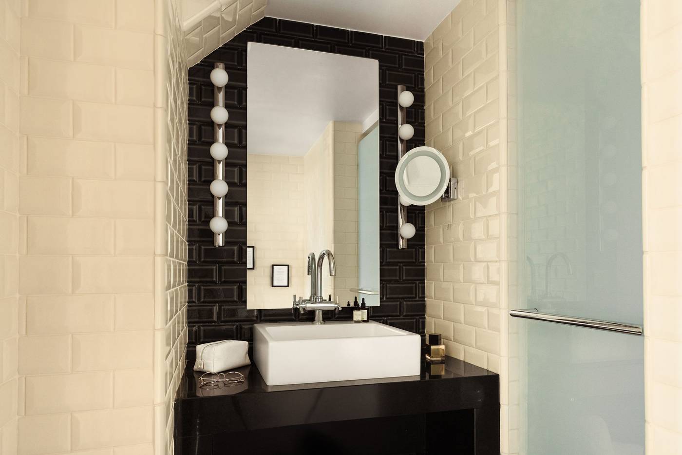 Terrass-Hotel-Montmartre-Room-43