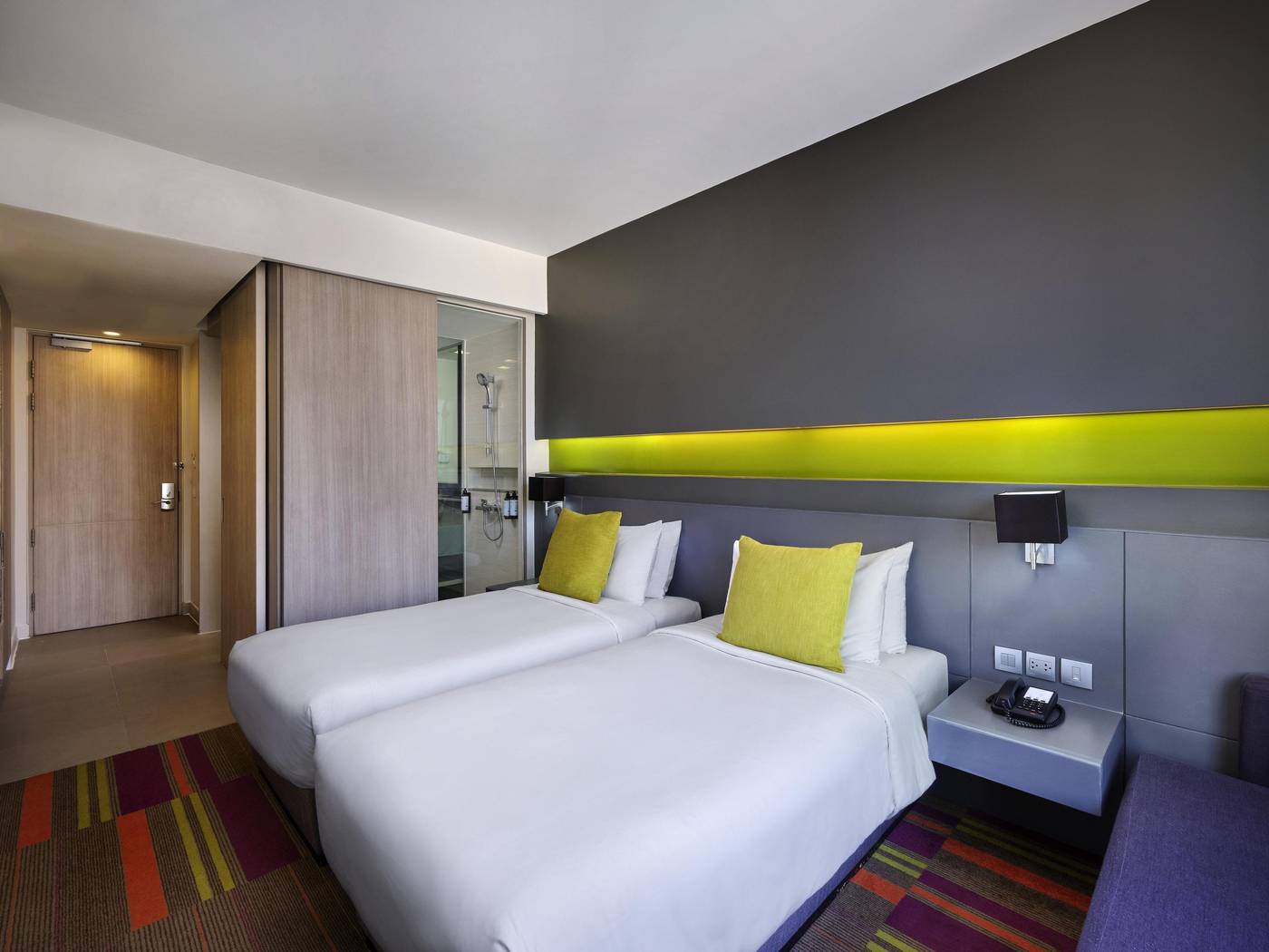 Mercure-Bangkok-Siam-Room-18