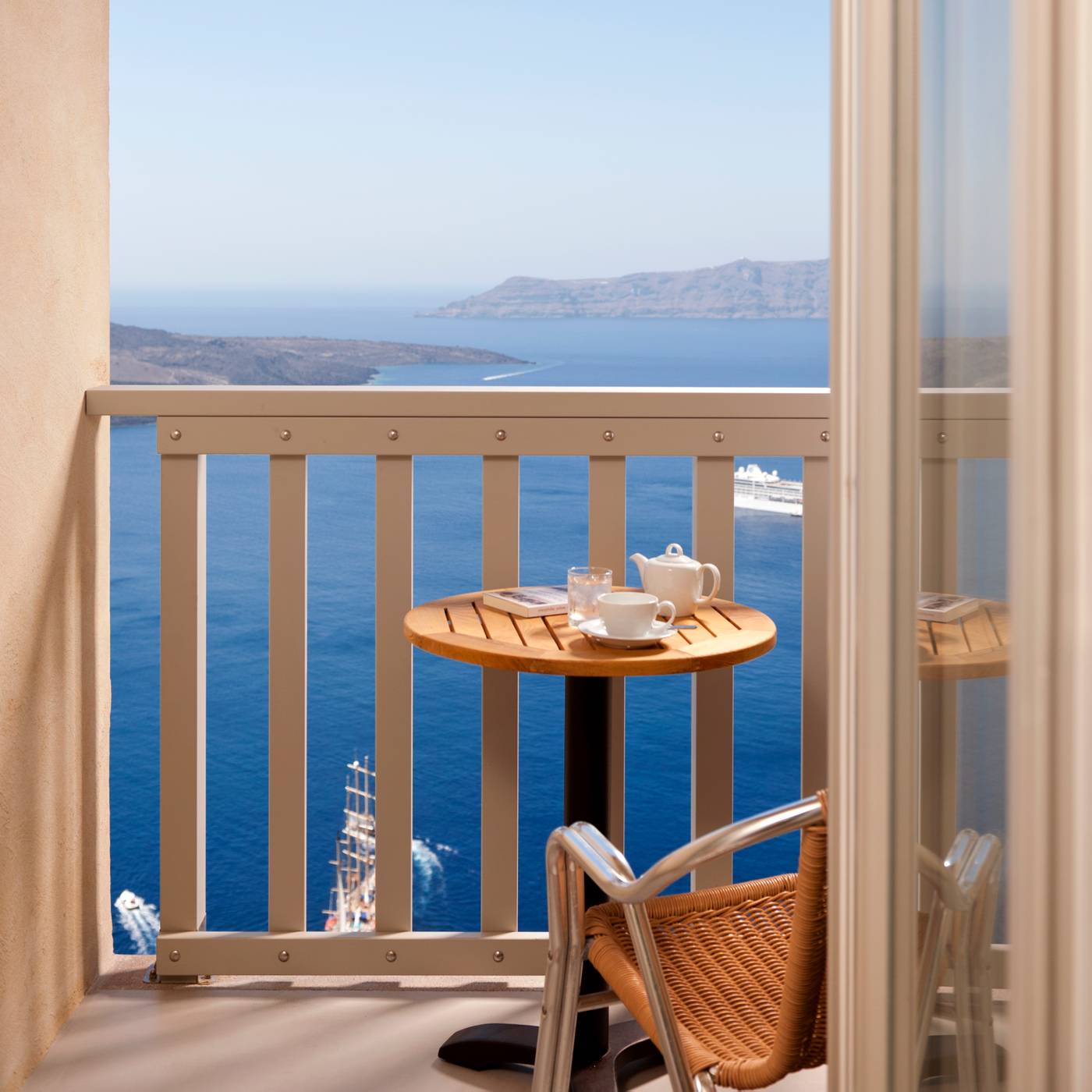 Panorama-Santorini-Boutique-Hotel-Room-49