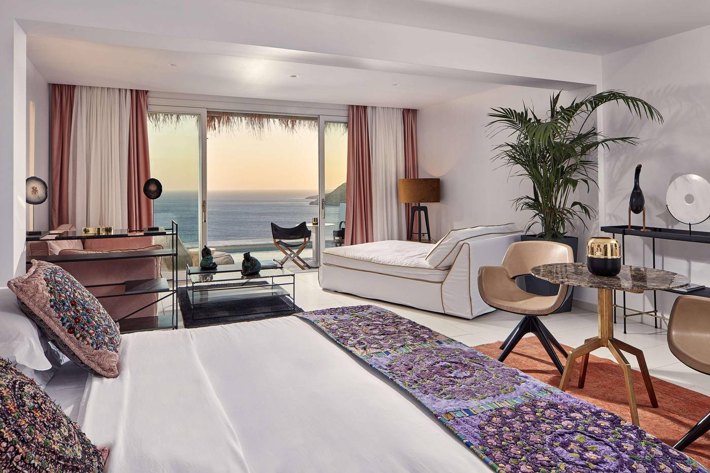 Myconian-Villa-Collection-Room-26