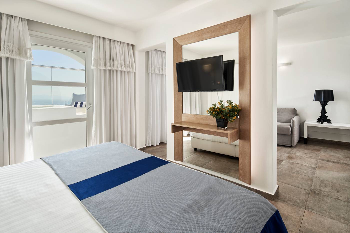 Aressana-Spa-Hotel---Suites-Room-22