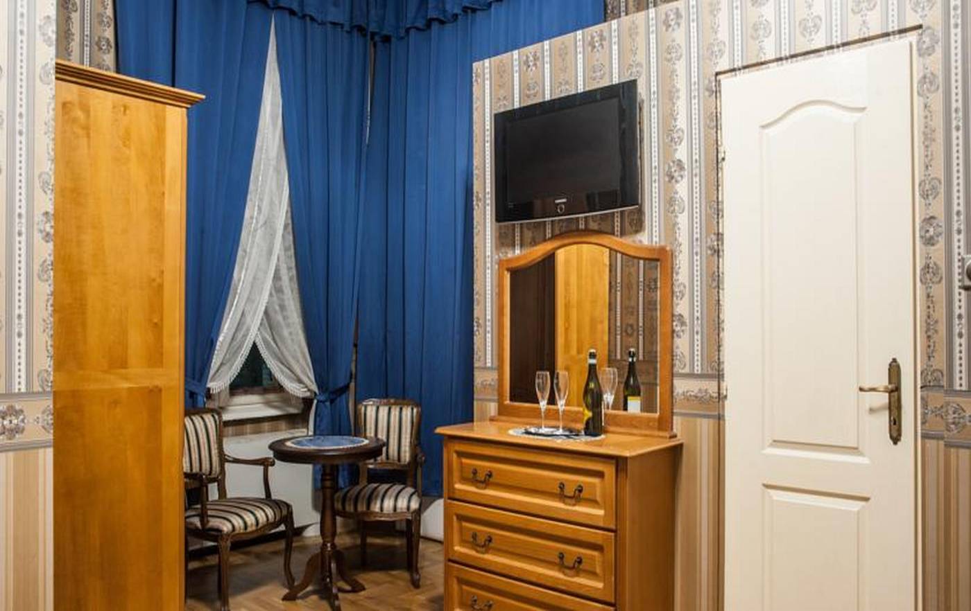 Cotton-House-Budapest-Room-23