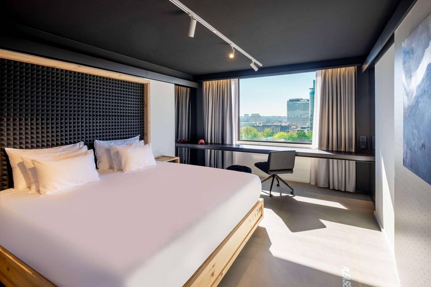 nhow-Brussels-Bloom-Room-30