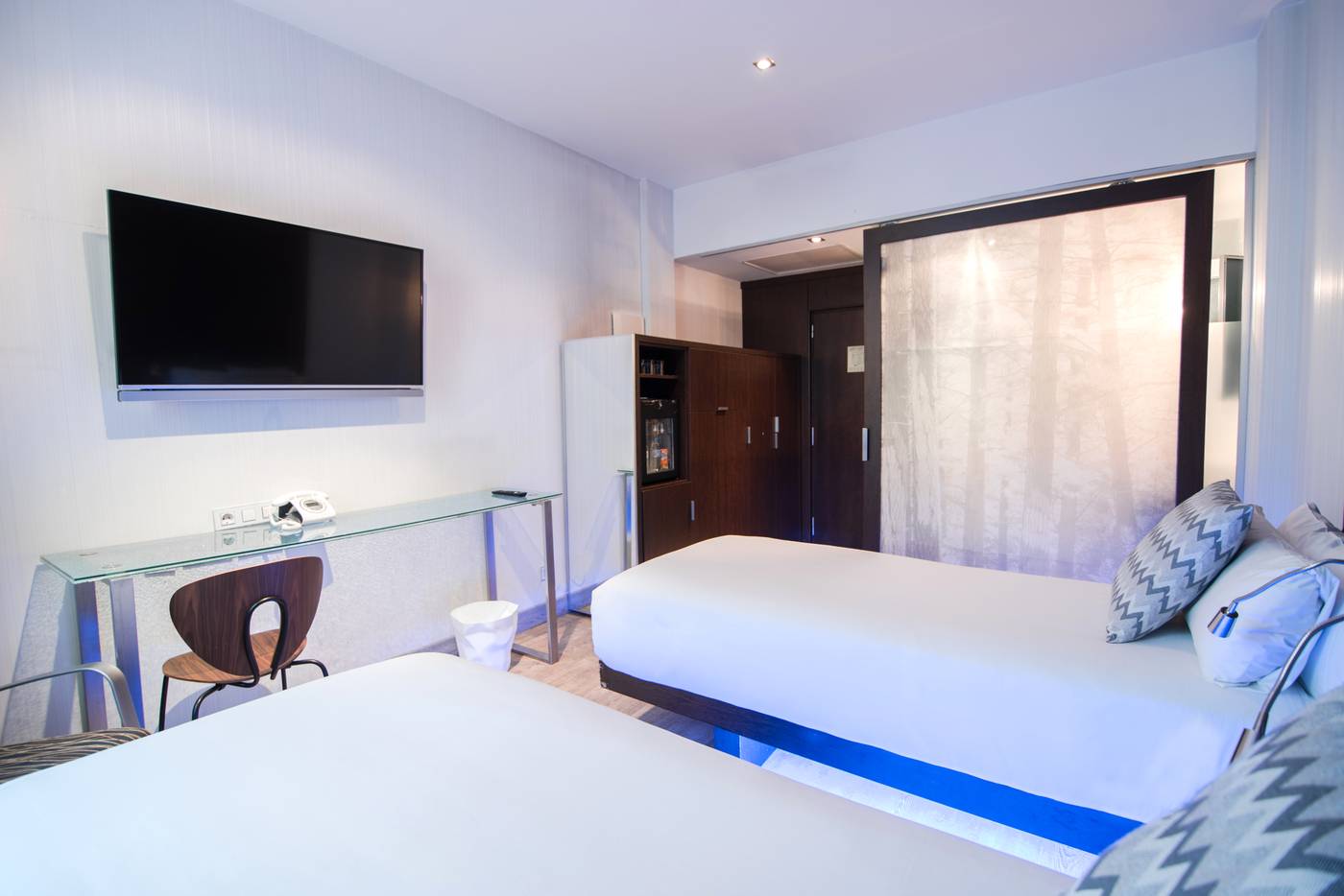 Petit-Palace-President-Castellana-Room-10