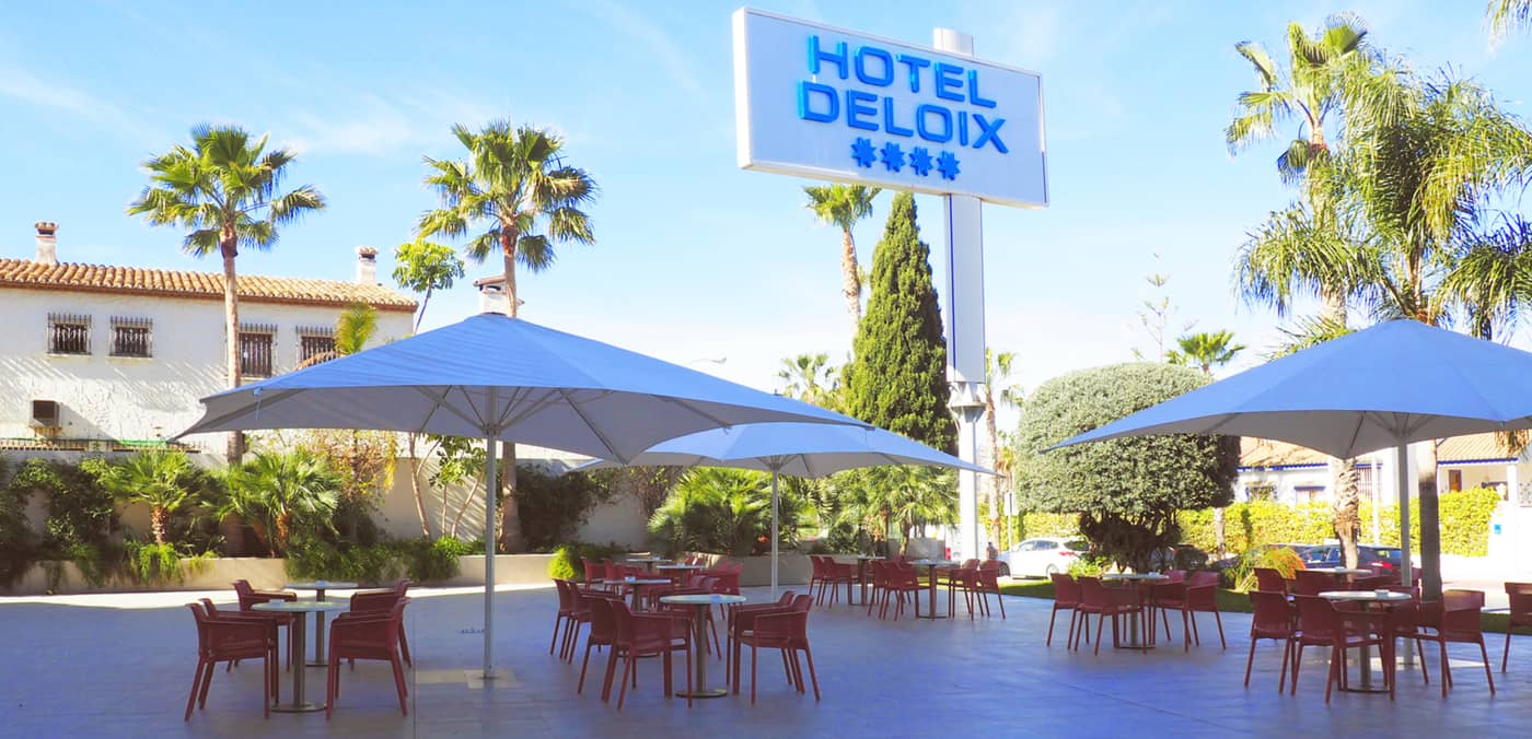 Deloix-Aqua-Center-Hotel-Bar-16