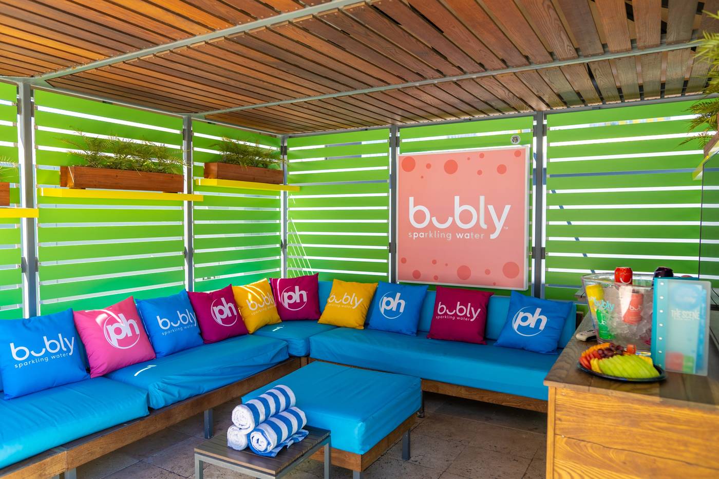 Planet-Hollywood-Resort---Casino-Pool-58