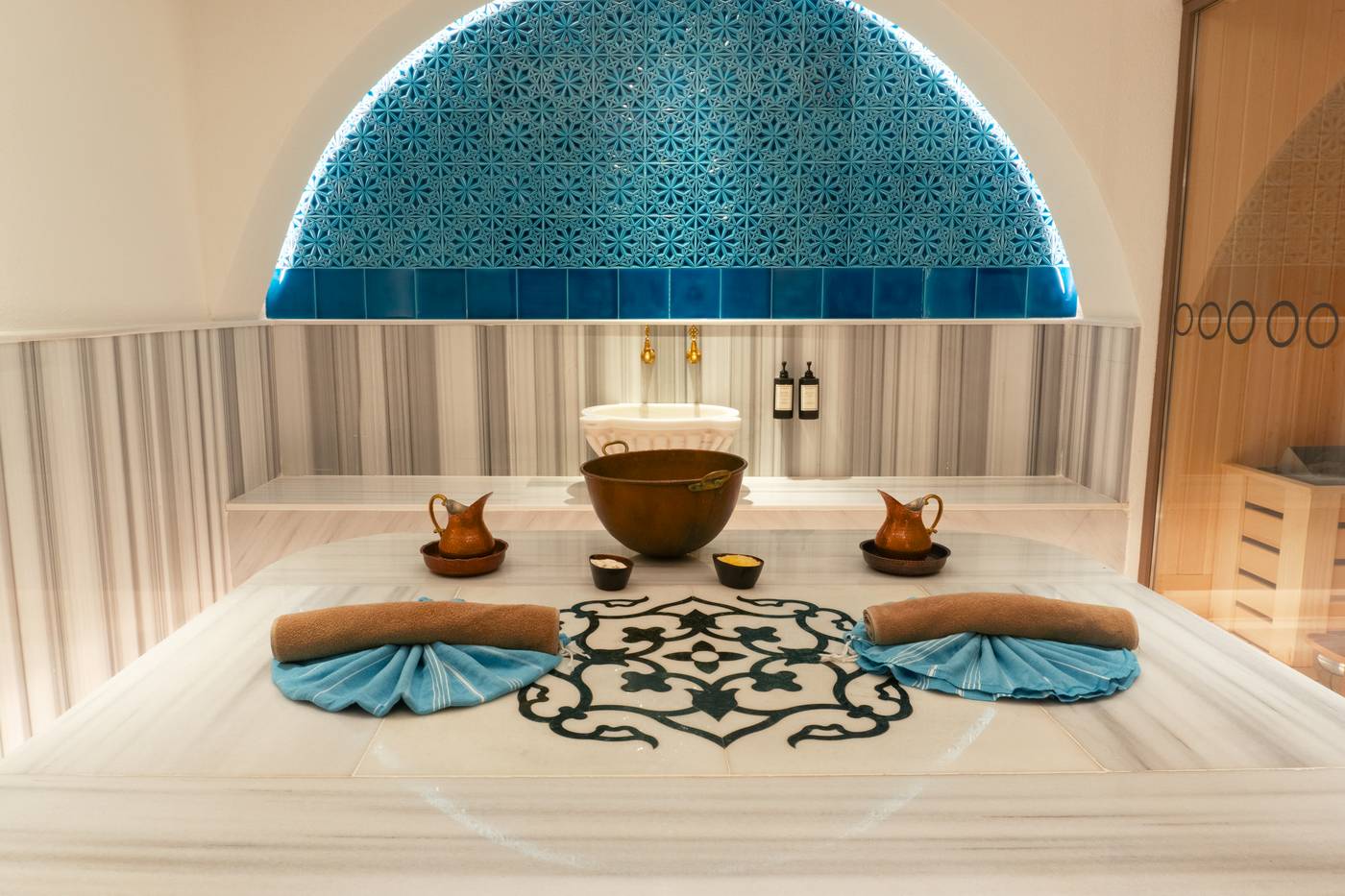 DoubleTree-by-Hilton-Hotel-Istanbul---Moda-Sports-and-Entertainment-58