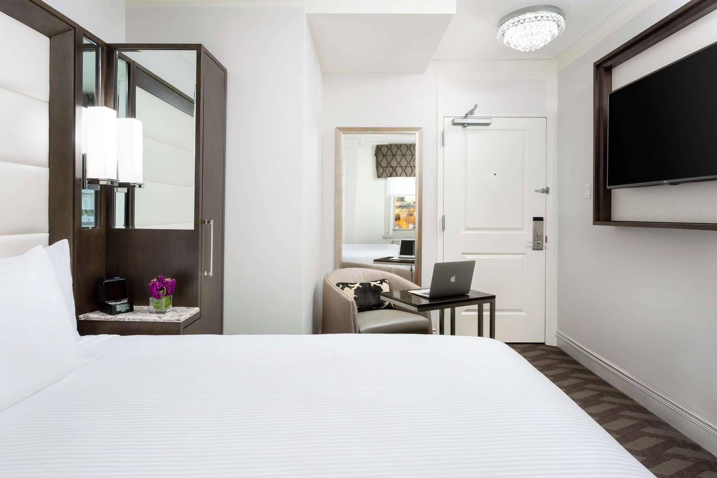 Hilton-Boston-Park-Plaza-Room-31