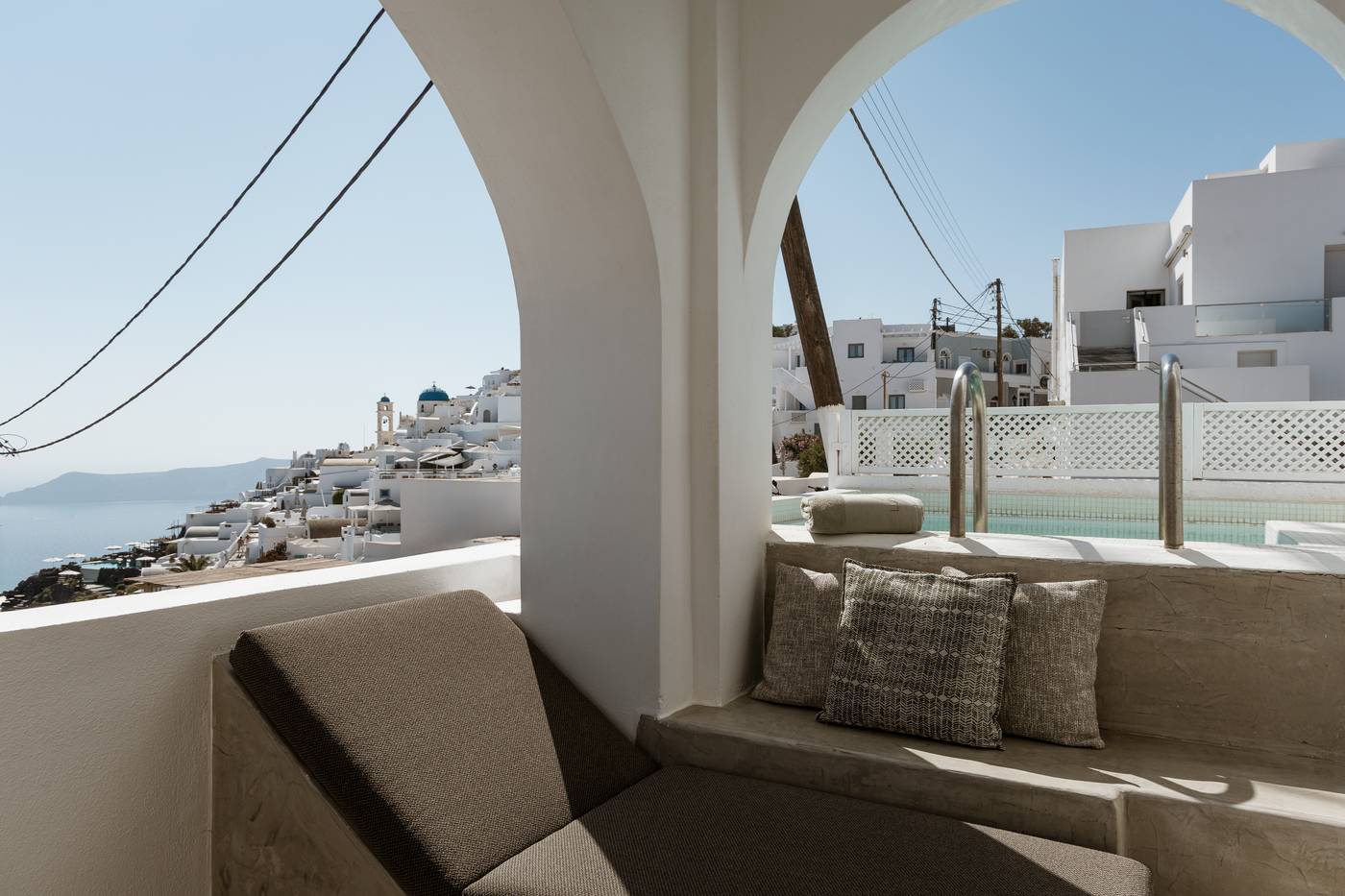 Aqua-Luxury-Suites-Room-76