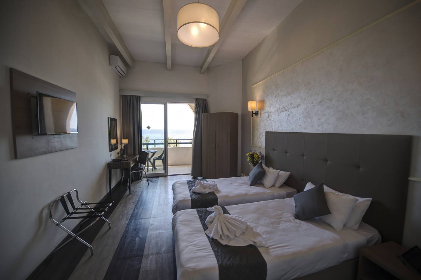 Europa-Hotel-Room-11