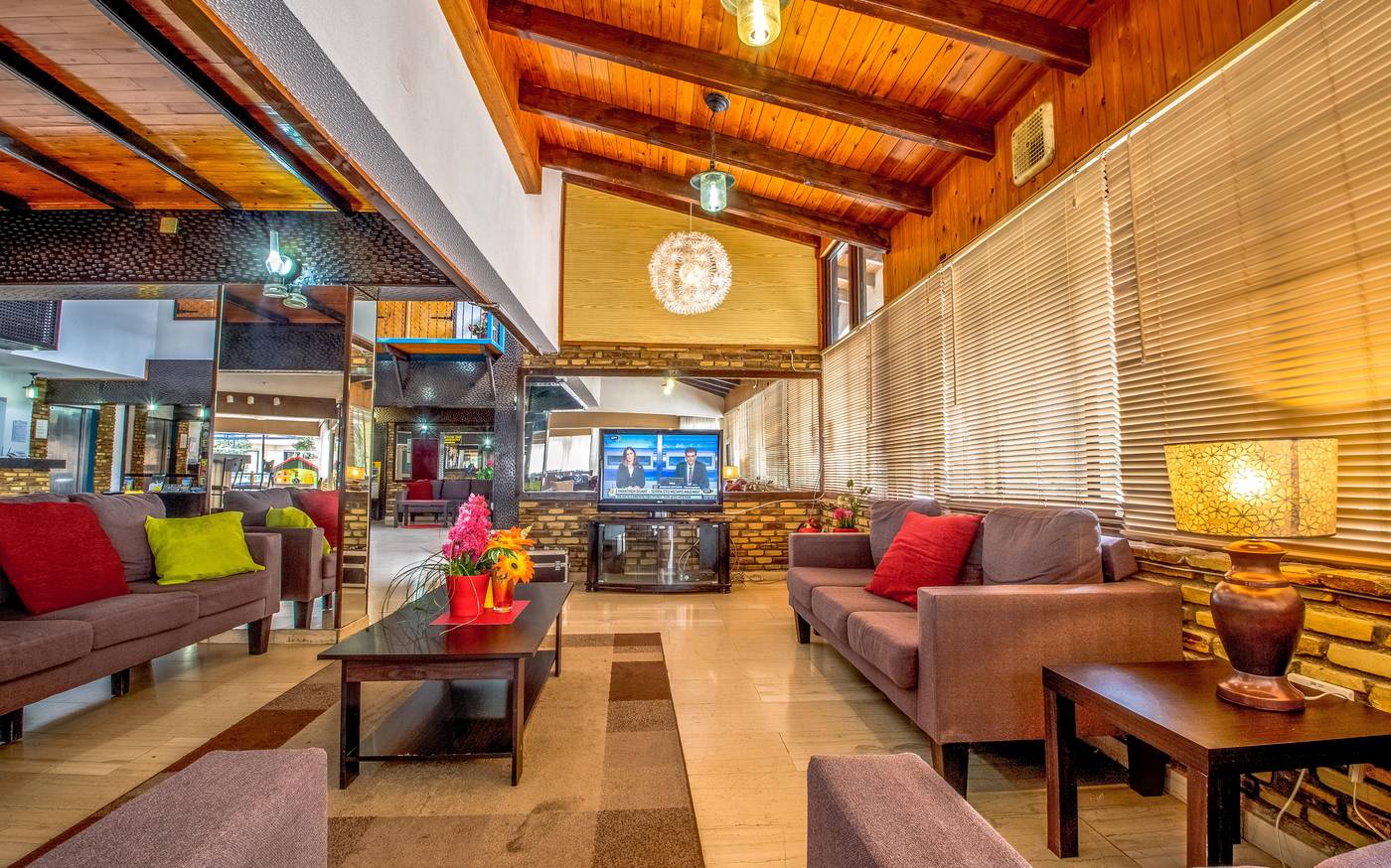 Cactus-Lobby-30