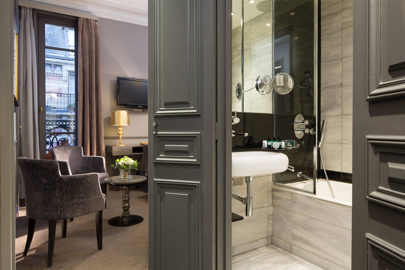 Hotel-Lumen-Paris-Louvre-Room-20