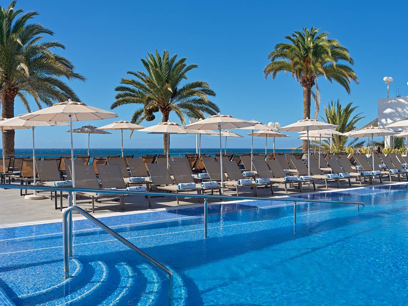 Dunas-Don-Gregory-Pool-48