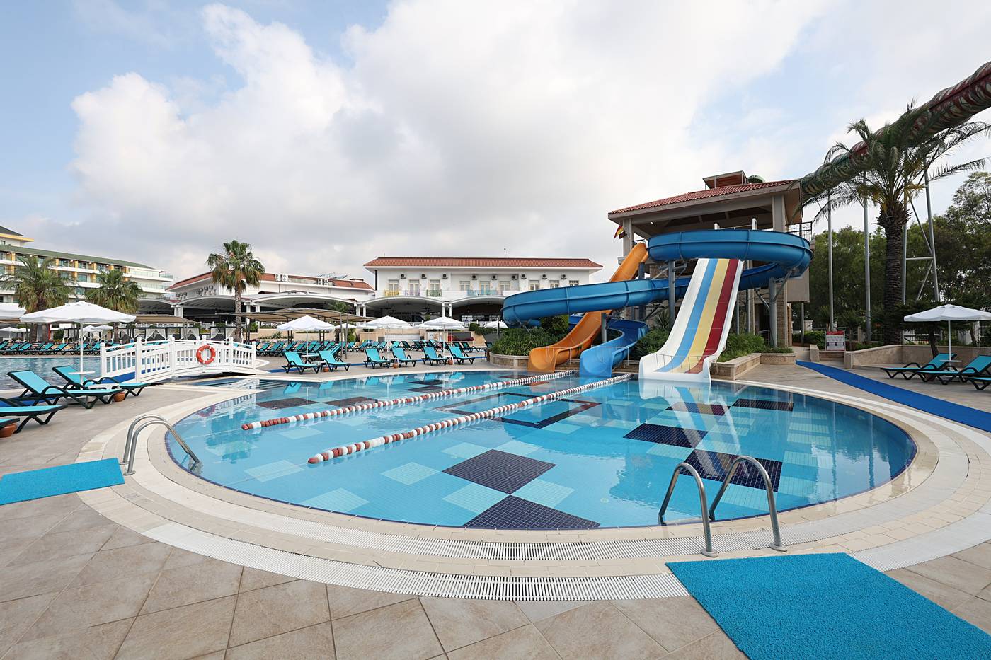 Crystal-Paraiso-Verde-Resort---Spa-Pool-4