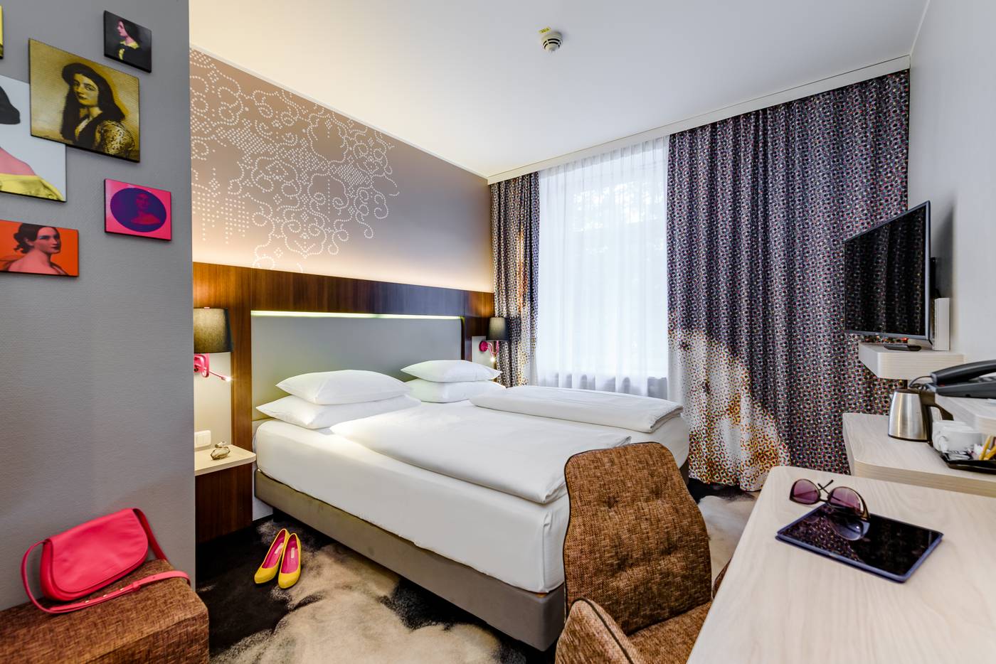 Mercure-Hotel-Muenchen-am-Olympiapark-Room-6