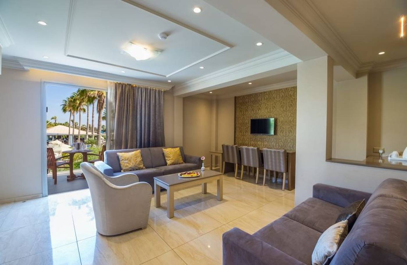 Adams-Beach-Hotel-Room-34