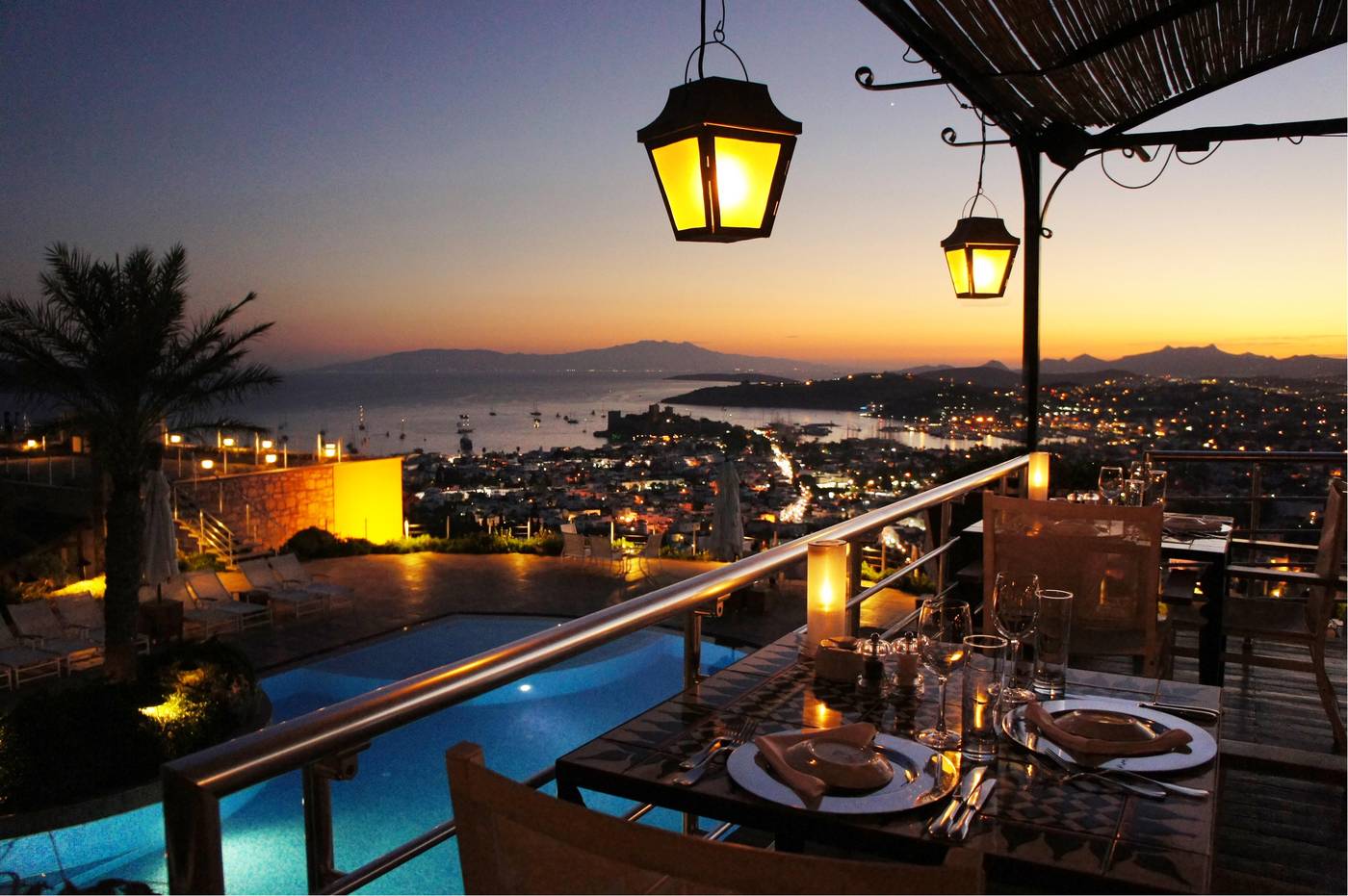 The-Marmara---Adults-Only-Restaurant-14