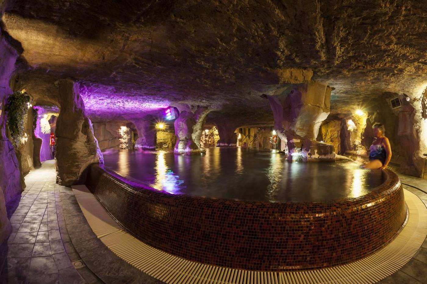 Bull Escorial & Spa