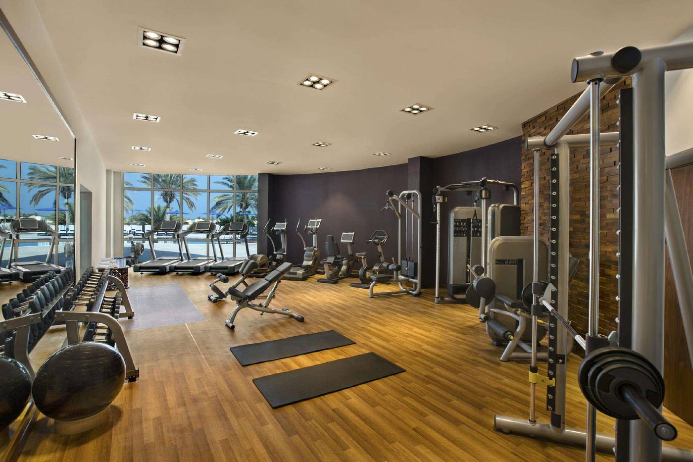 Hilton-Al-Hamra-Beach---Golf-Resort-Sports-and-Entertainment-80