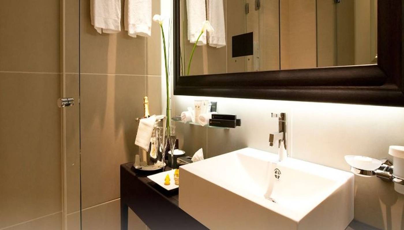 Lausanne Palace-Switzerland-LAUSANNE-Room-5