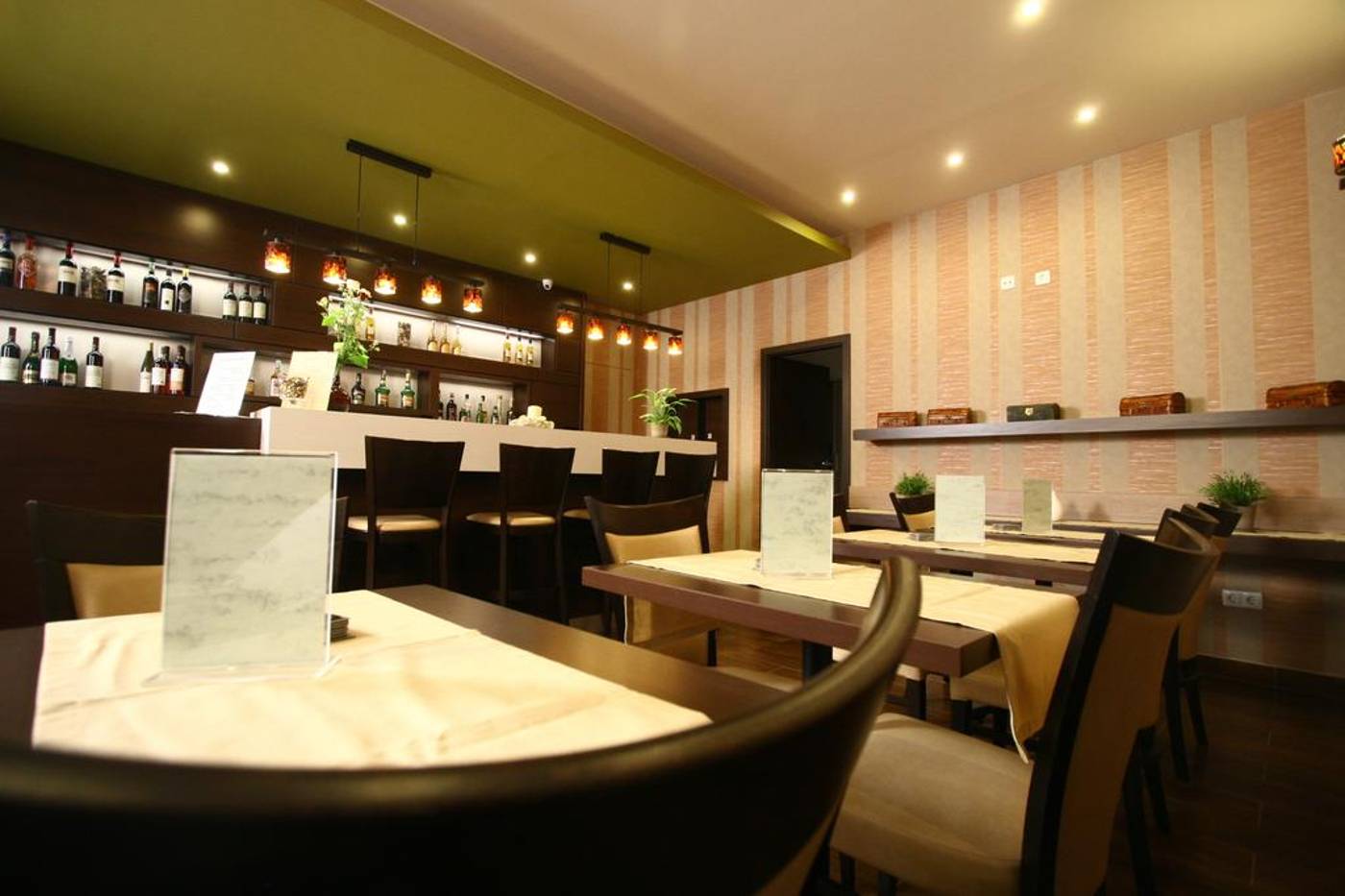 Central-Hotel-21-Lobby-32