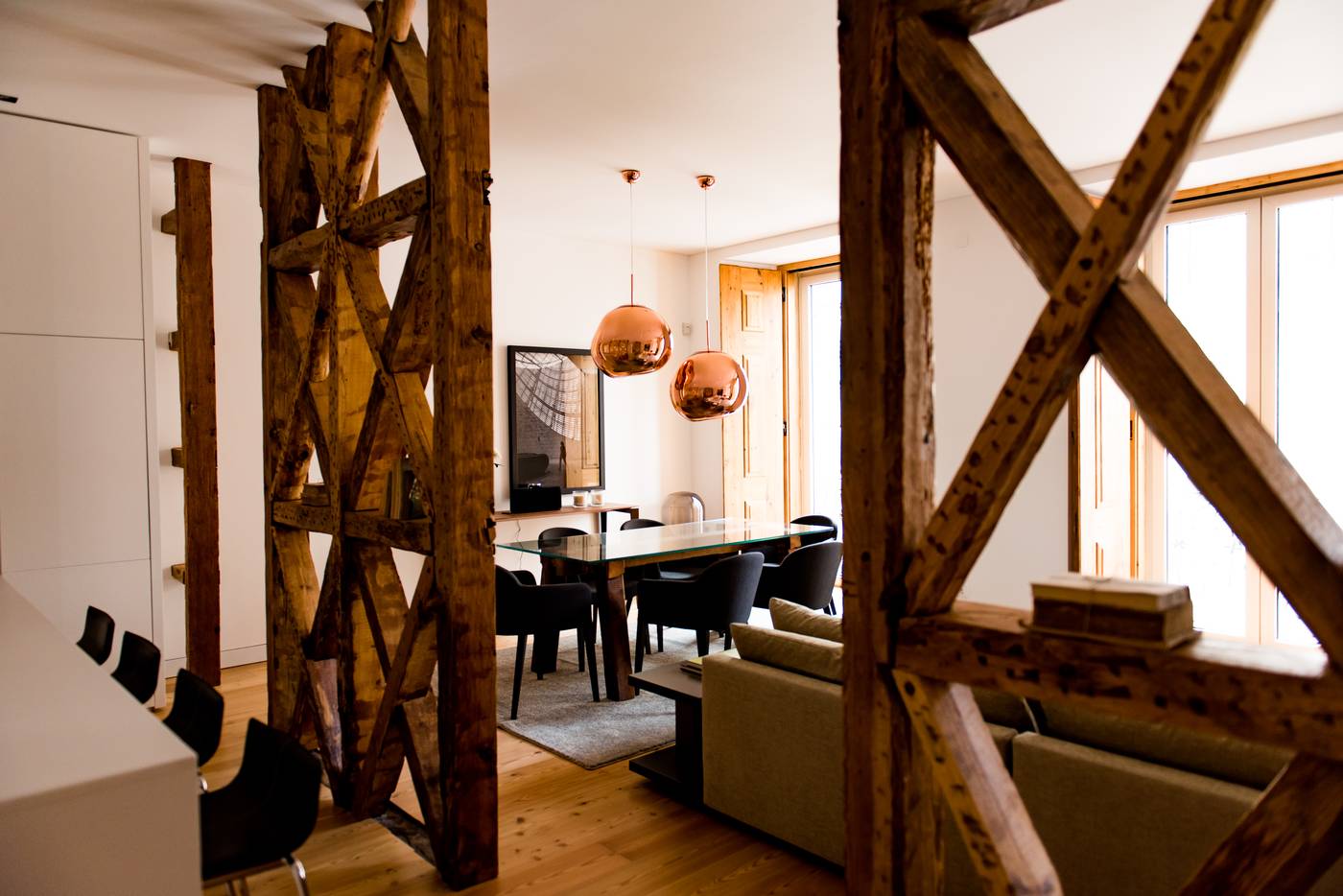 Flora-Chiado-Apartments-Room-14