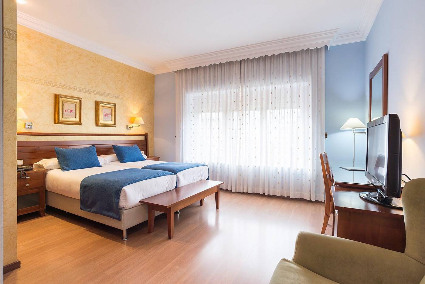 California-Room-5