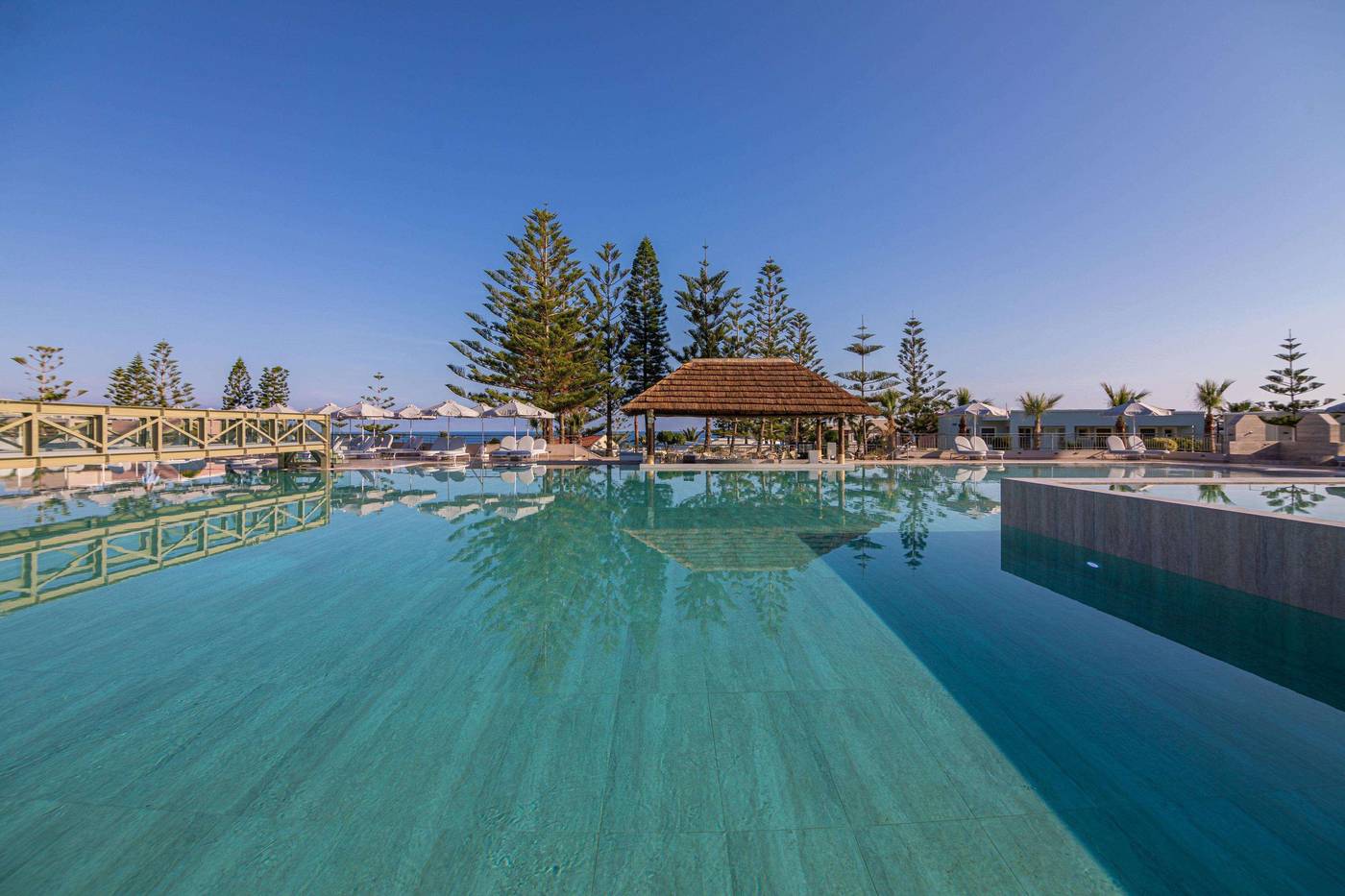 Iberostar-Creta-Marine-Pool-8