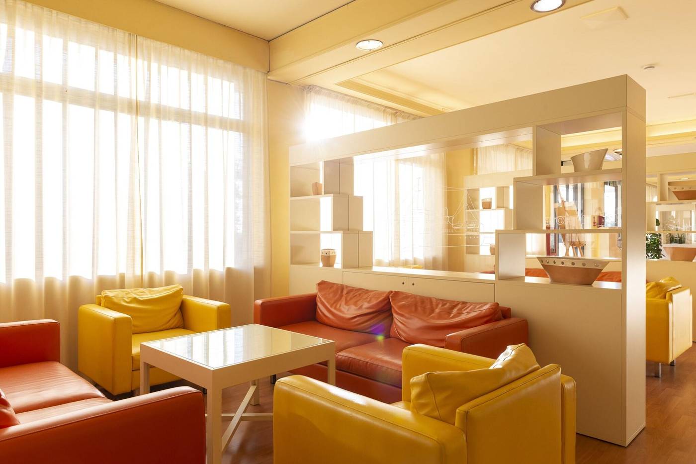 Regent-Italy-PESCARA-Lobby-10