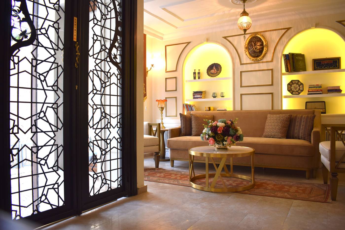 Burckin-Suleymaniye-Hotel-Lobby-1