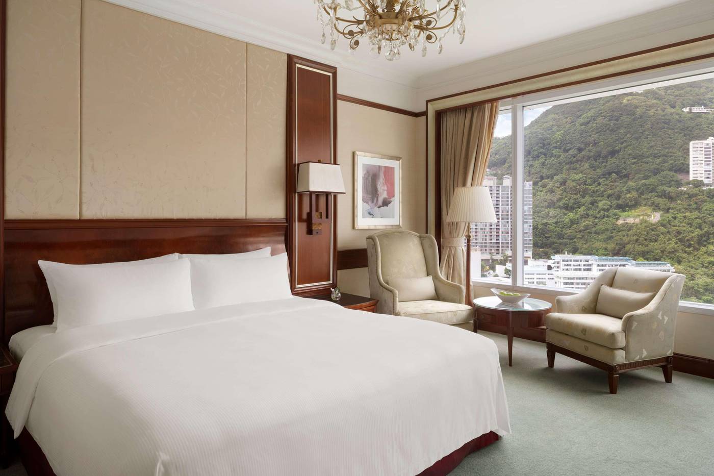 Island-Shangri-La-Hong-Kong-Room-22