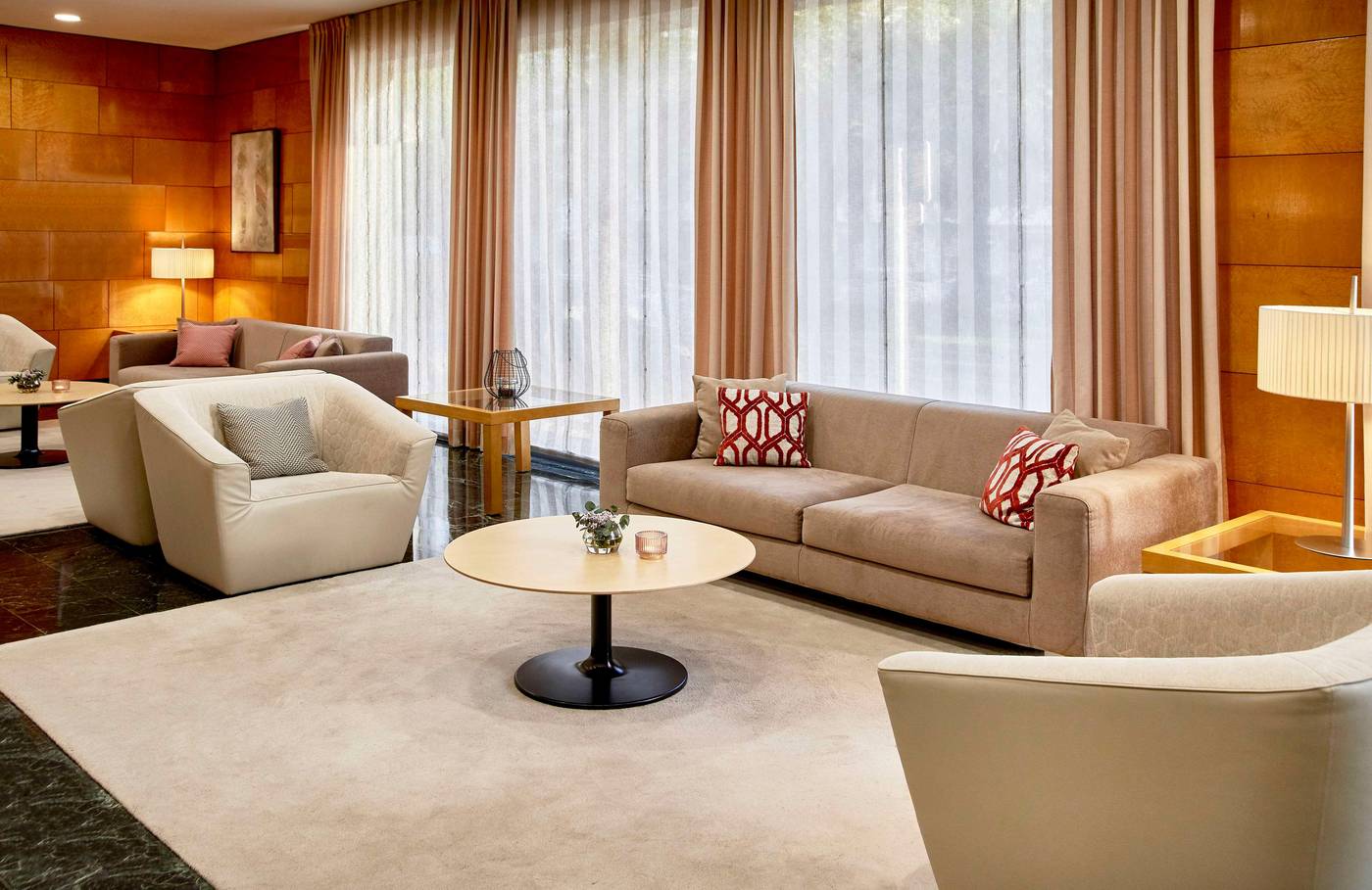 Nh-Ciutat-De-Reus-Lobby-13