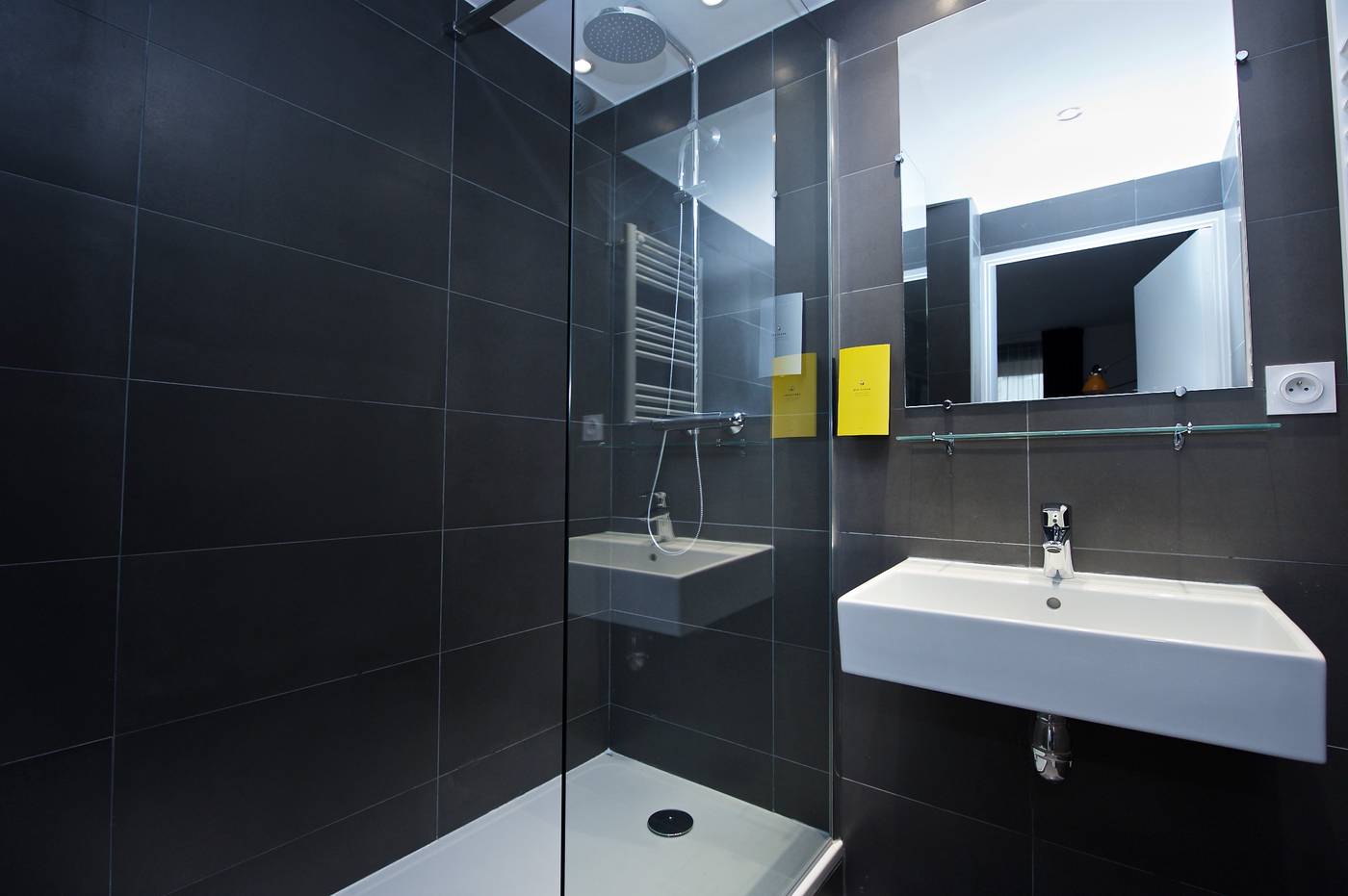 Staycity Aparthotel Marseille Centre Vieux Port-France-Marseille-Room-9