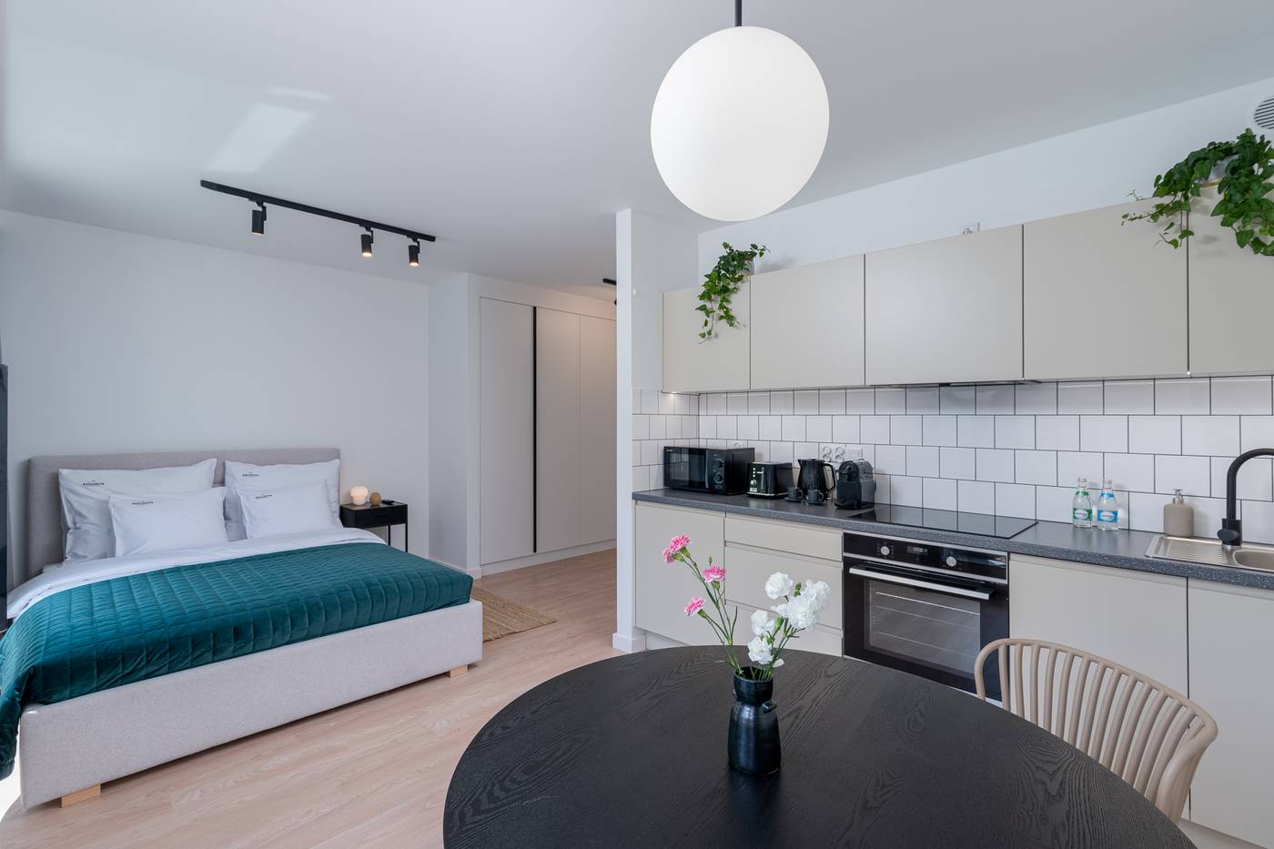 EXCLUSIVE-Aparthotel-Krakow-Lubicz-40-Room-25