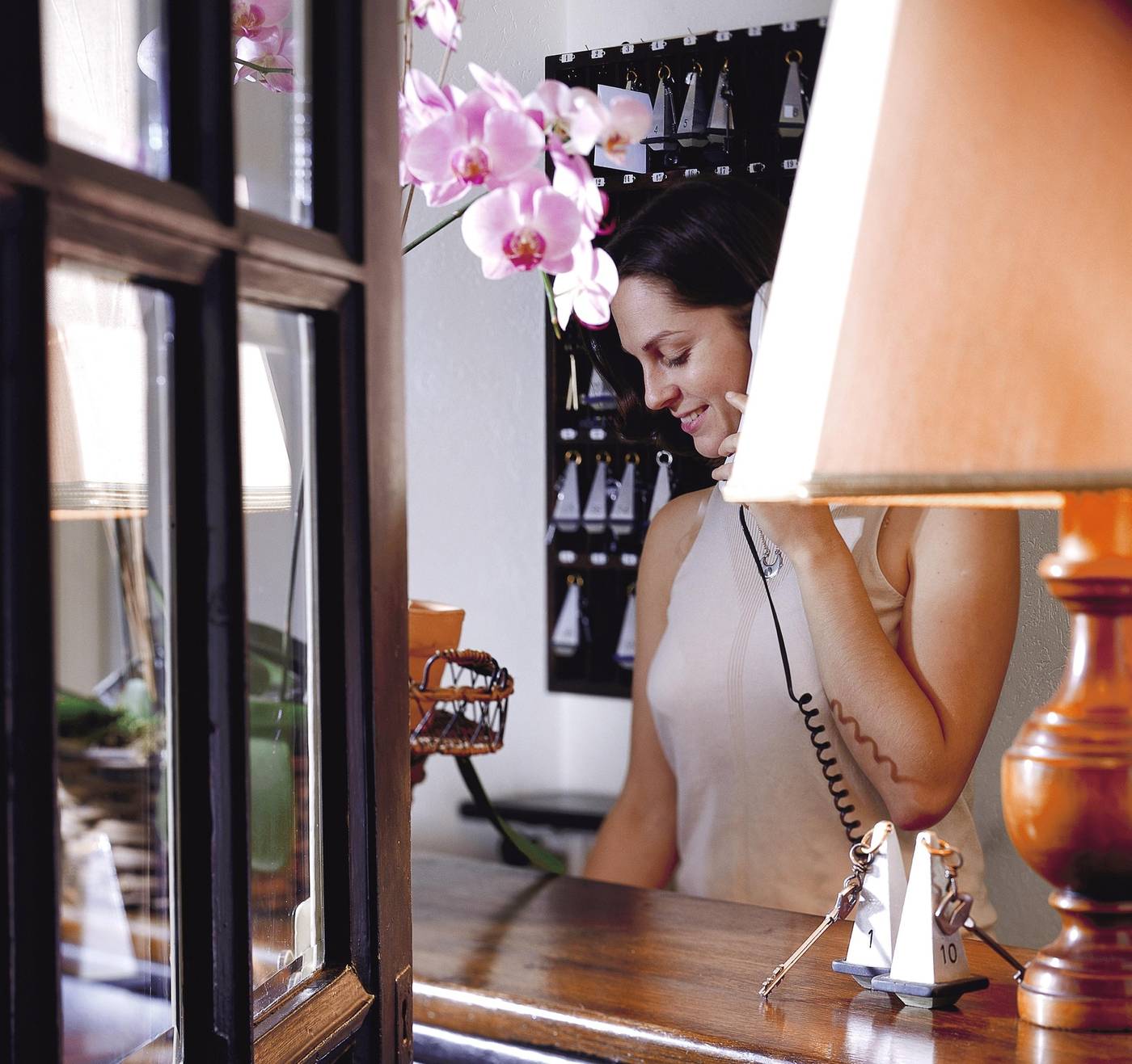 Hotel-des-Batignolles-Lobby-7