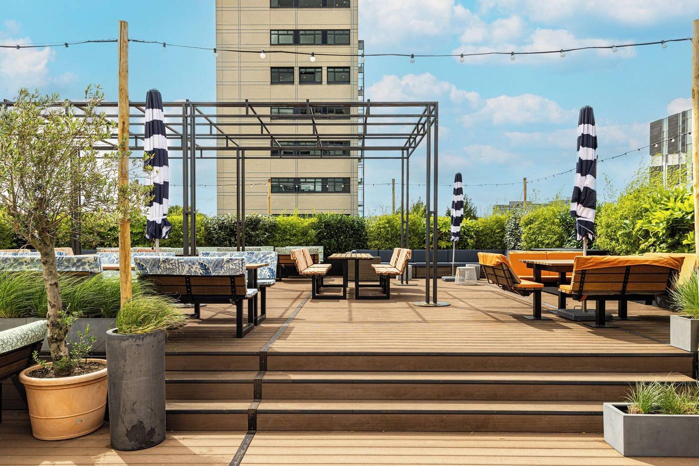 Element-Amsterdam-Terrace-57