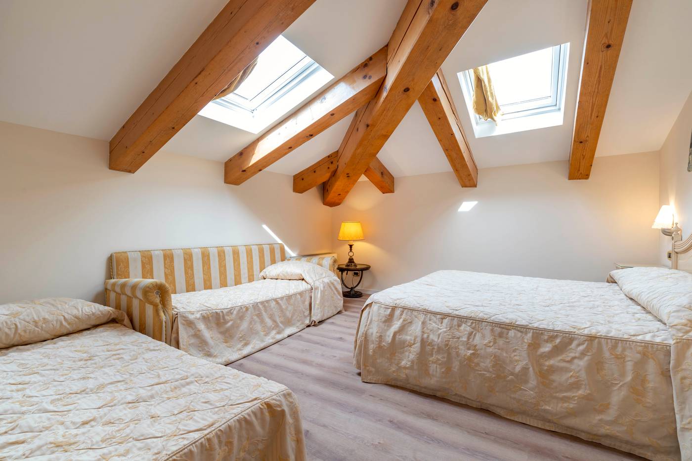 Hotel-Panorama-Room-26