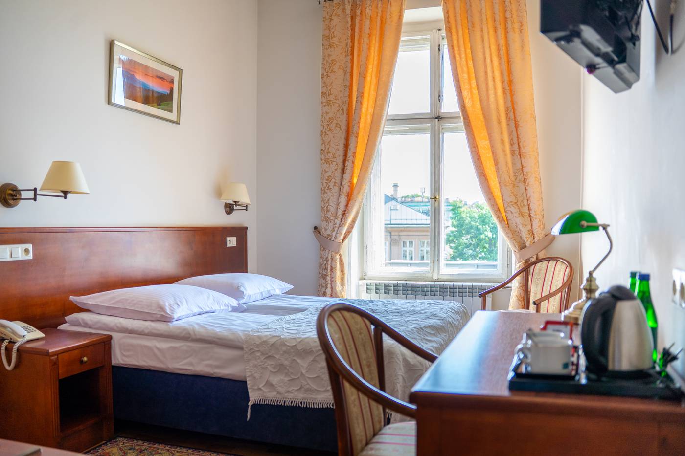 Polonia-Hotel-Room-10