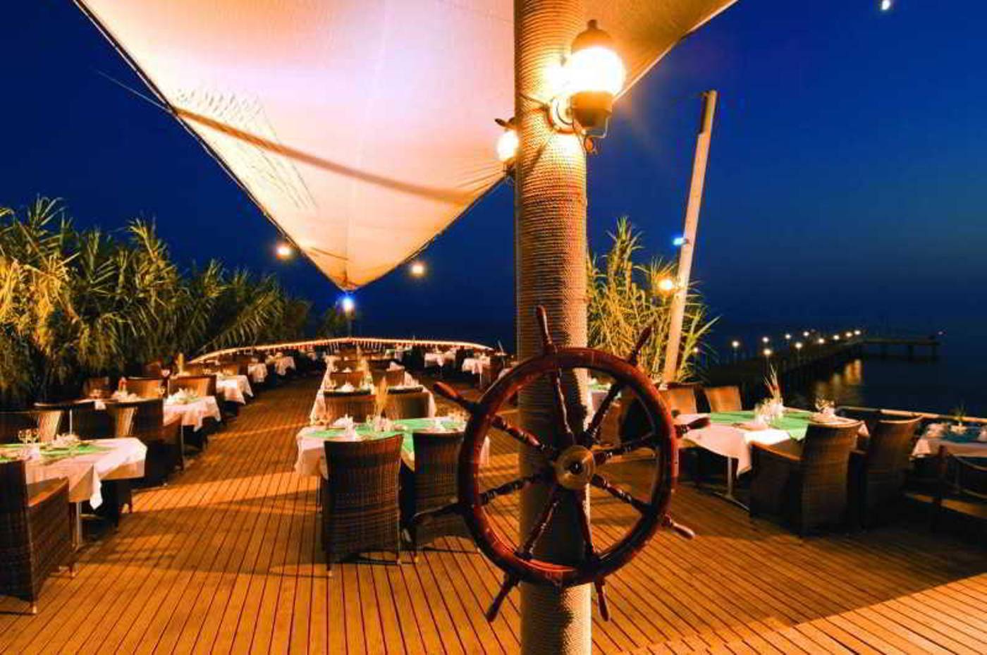 Long-Beach-Harmony-Restaurant-19