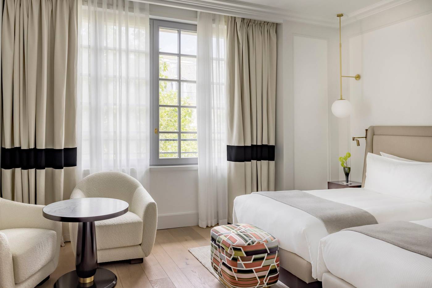 Kimpton-St-Honore-Paris-Room-17