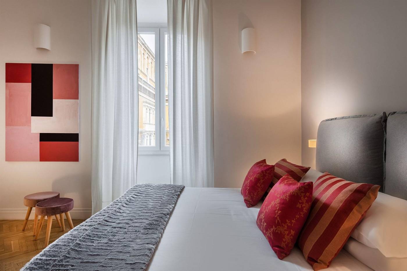 Da-Me-Suites-Room-10